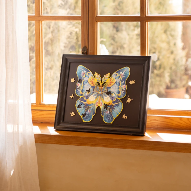 Morpho-Helena-1.webp
